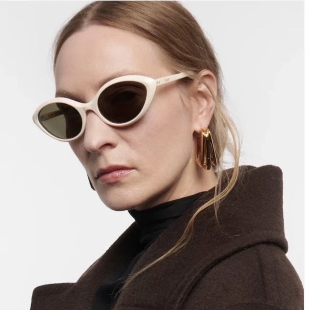 New, CELINE  Cat Eye Sunglasses CL40264U 74N Authentic 57 20 40 3C Pink Green